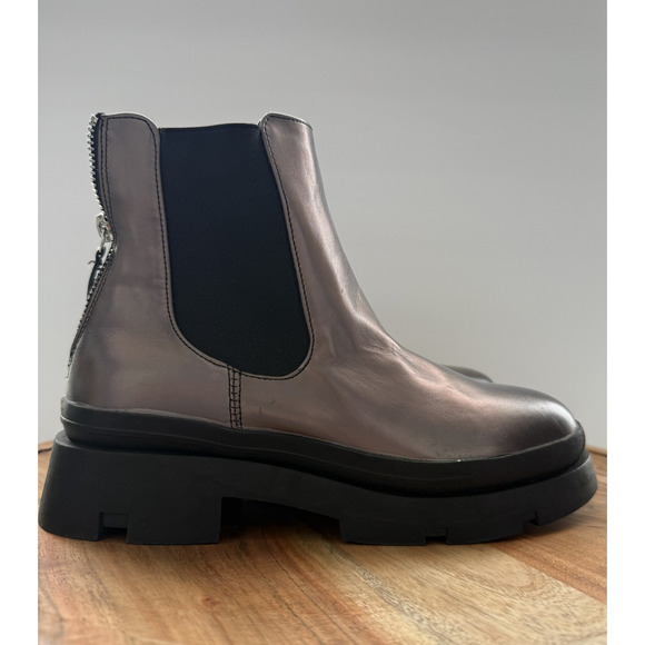 Steve Madden Ankle Boots Big kids Size 4M Metallic Chunky Platform Chelsea - Picture 1 of 12